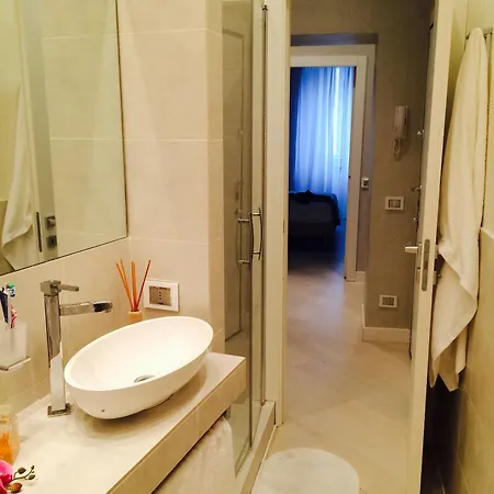 Apartment Elegant In A Prime Location *