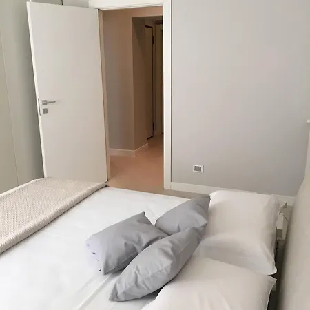 Elegant In A Prime Location Apartment