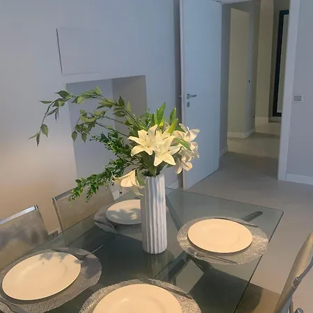 شقة Elegant In A Prime Location ميلان