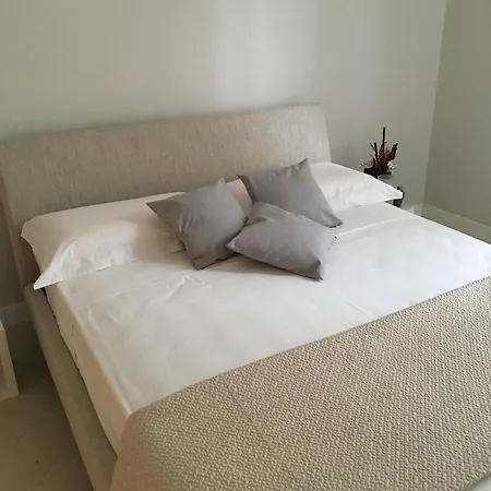Apartamento Elegant In A Prime Location Milão